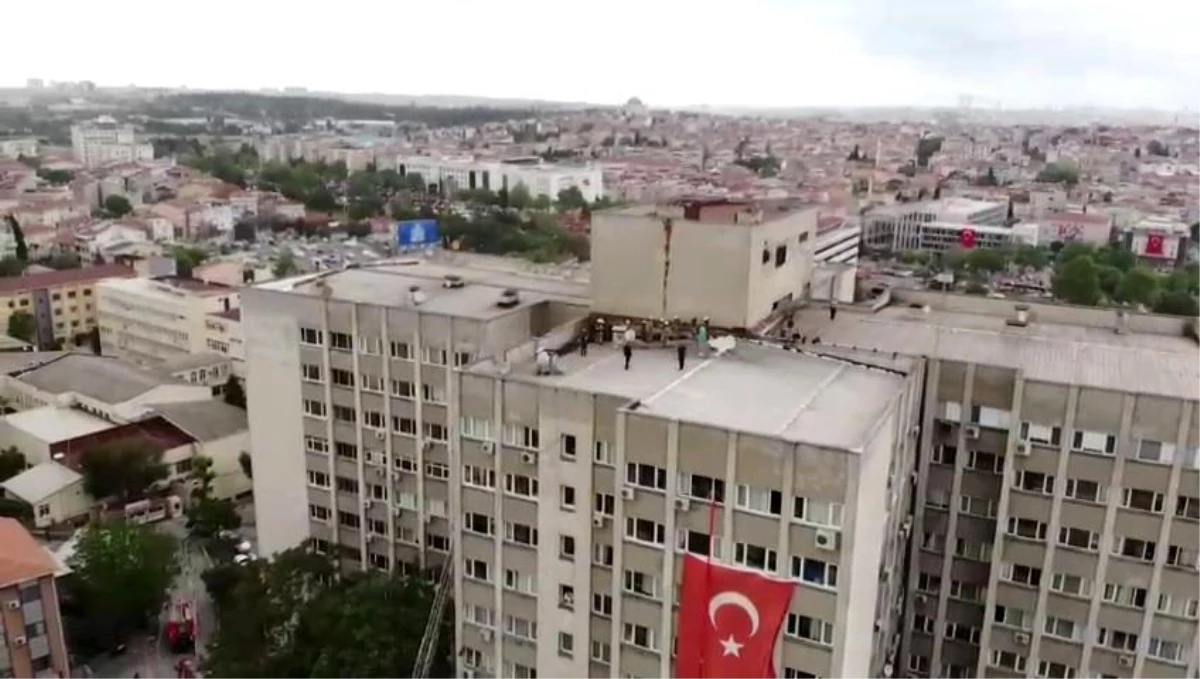 İstanbul Üniversitesi Tıp Fakültesi\'nde yangın paniği
