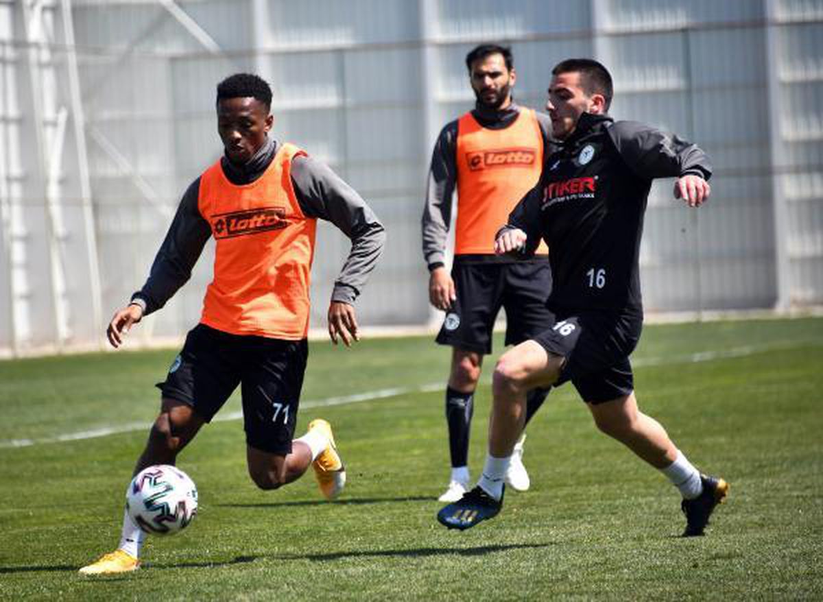 Jesse Sekidika, Konyasporlu taraftarına veda etti