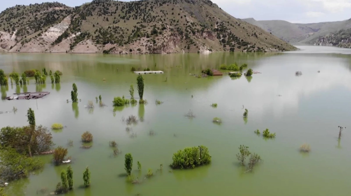 Karakurt Barajı gölü ilk kez havadan görüntülendi
