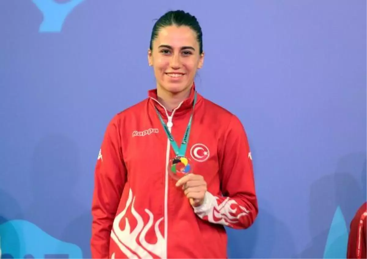 Meltem Hocaoğlu Akyol: Gençlik ve Spor Bayramı\'nı madalya ile taçlandırmak istiyorum