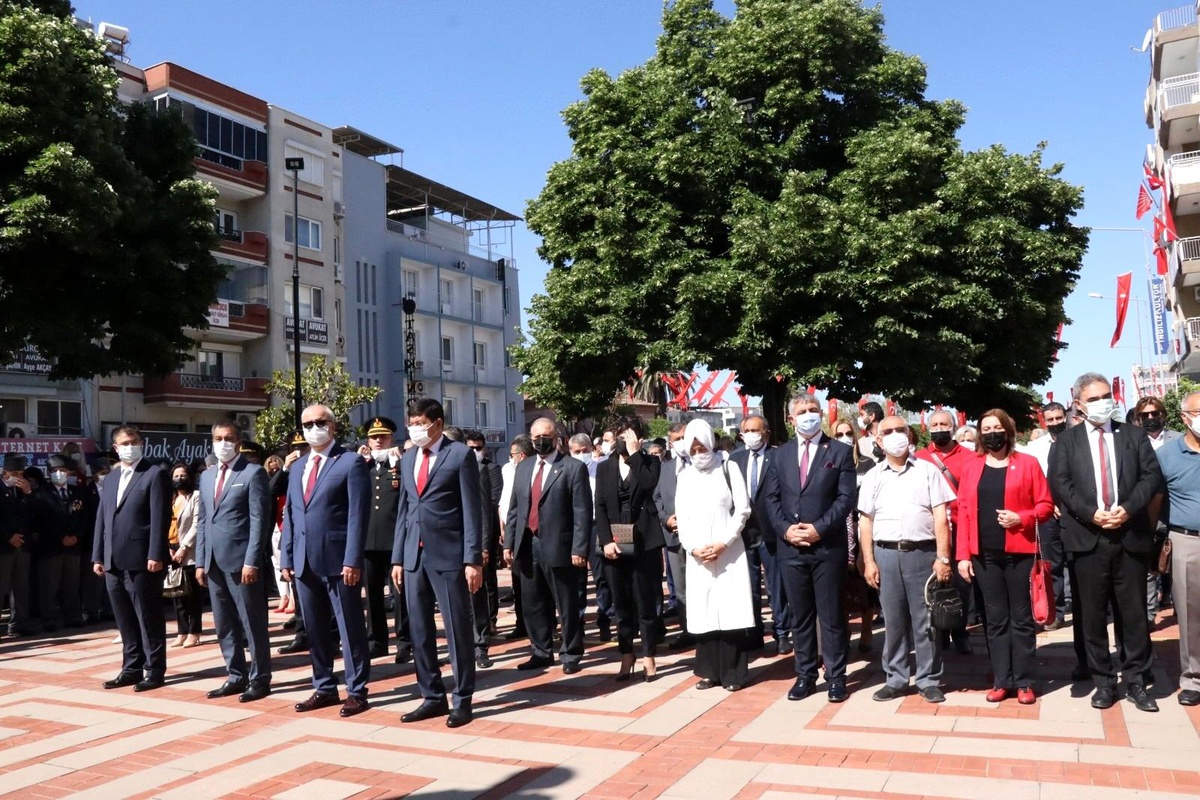 Atatürk\'ü Anma, Gençlik ve Spor Bayram\'ının 102. yıl dönümü Nazilli\'de kutlandı