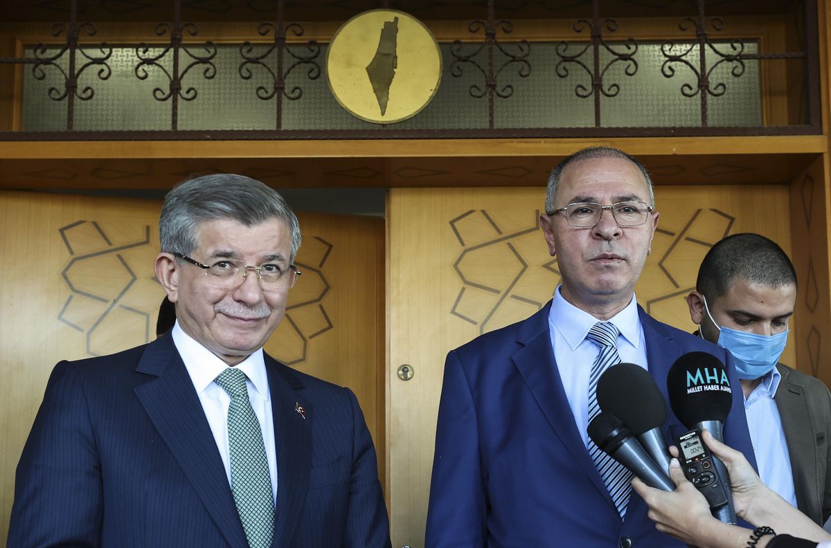 Gelecek Partisi Genel Başkanı Davutoğlu, Filistin\'in Ankara Büyükelçisi Mustafa\'yı ziyaret etti Açıklaması