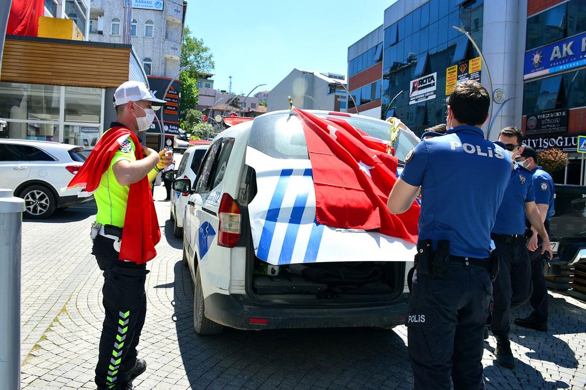 Gençlik konvoyu, gençlerle şenlendi