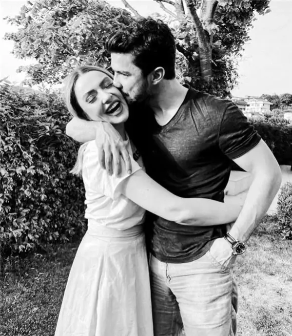 Hadise ile Kaan Yıldırım ayrıldı! Derya Açıkgöz açıkladı