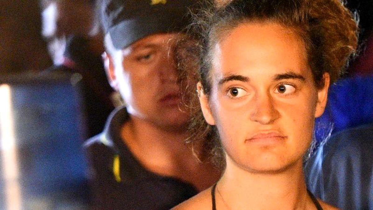 İtalya\'ya göçmenleri izinsiz soktuğu için yargılanan Alman kaptan Carola Rackete hakkındaki dava düştü
