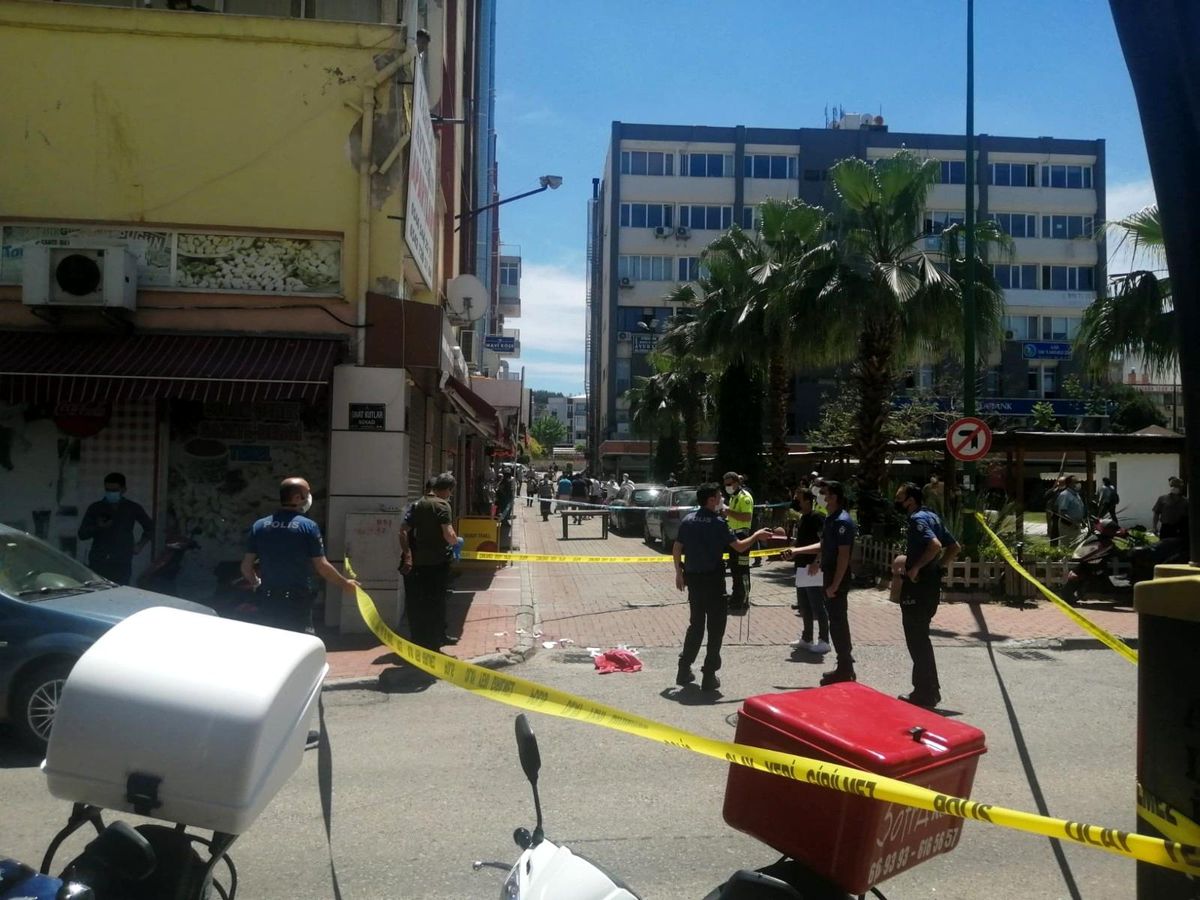 Son dakika haberleri... İzmir\'de 2 kişinin öldüğü olayla ilgili 2 tutuklama