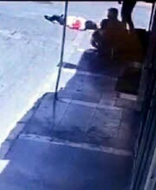 İzmir'de 2 kişinin öldürüldüğü olay, kamerada