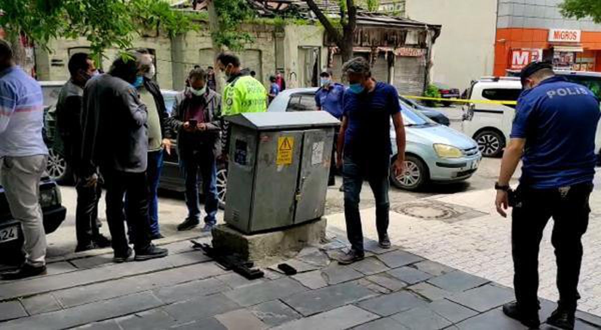 Kars\'ta cadde ortasında silahlı çatışma
