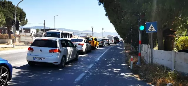 Kuşadası'nda plajlar doldu taştı