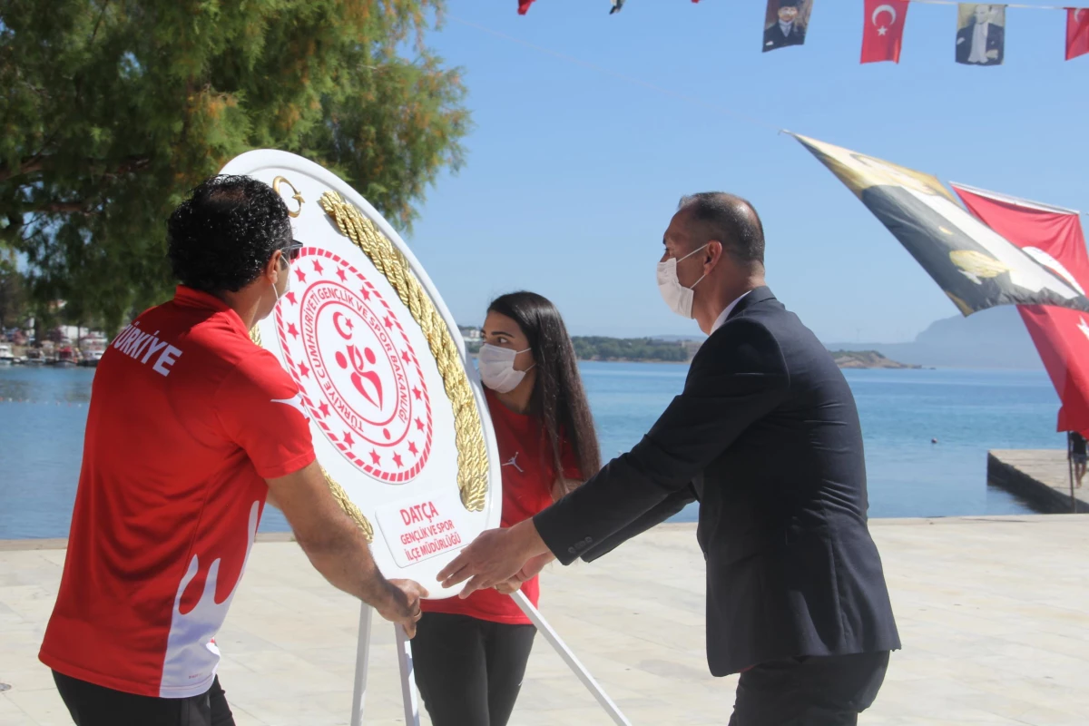 Muğla\'da, 19 Mayıs Atatürk\'ü Anma, Gençlik ve Spor Bayramı kutlanıyor