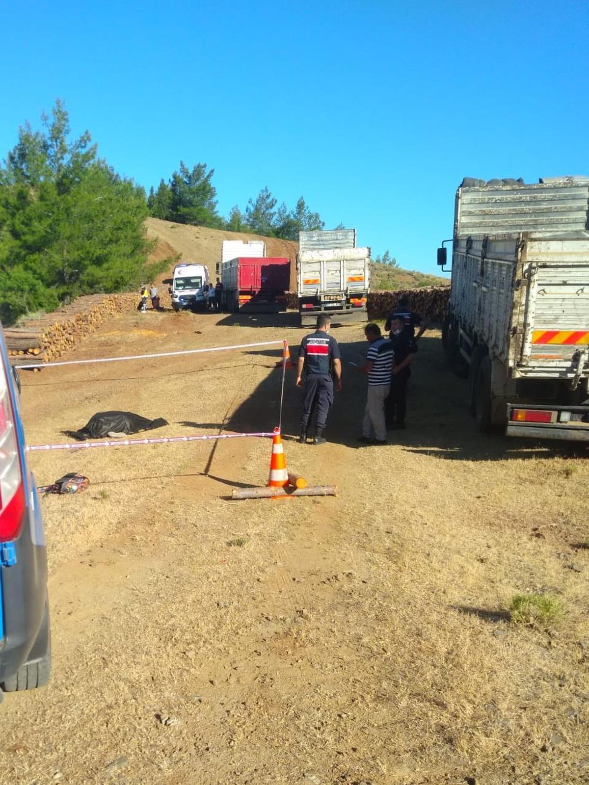 Muğla\'da kamyonun ezdiği orman işçisi hayatını kaybetti