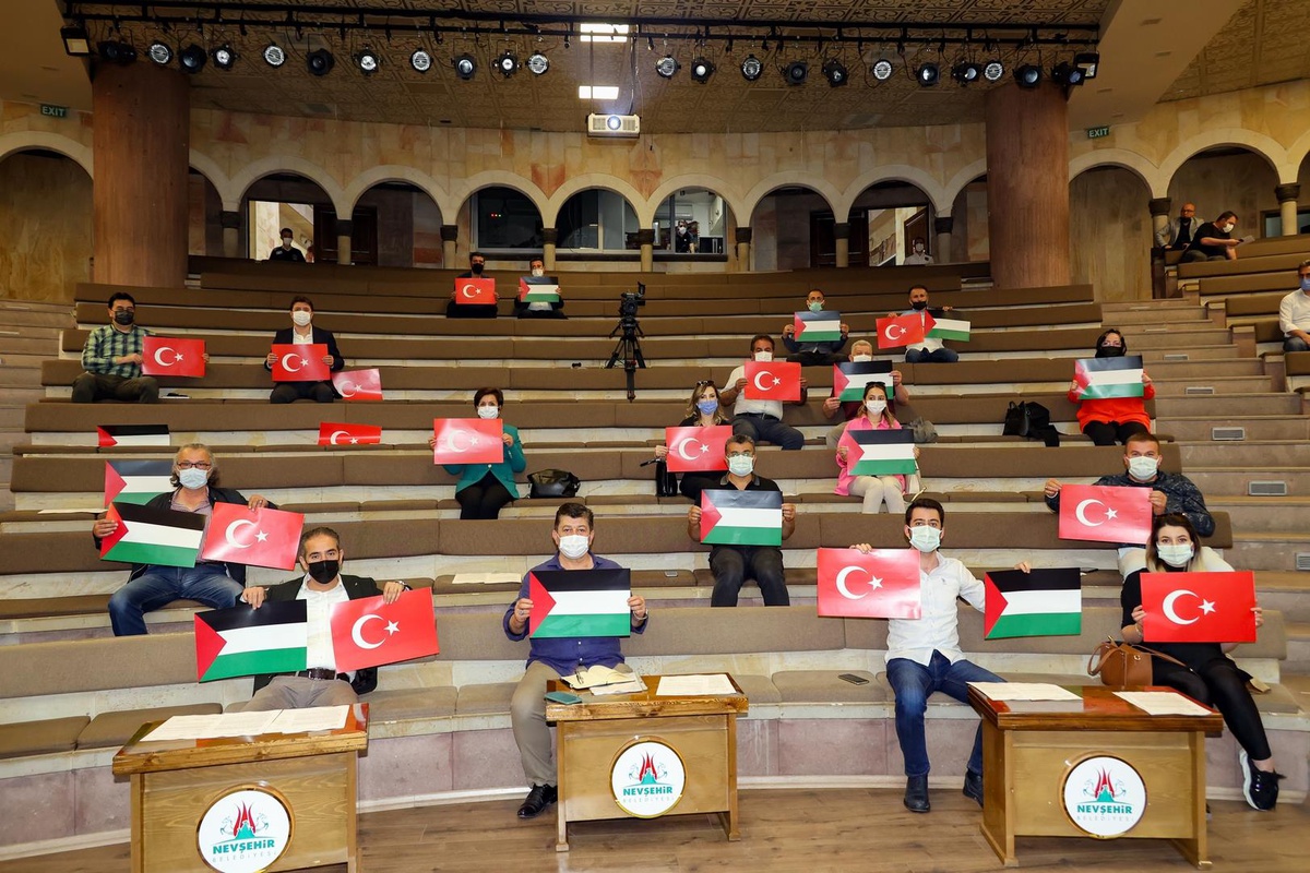 Nevşehir Belediye Meclisi\'nden İsrail\'in Filistin\'e yönelik saldırılarına tepki