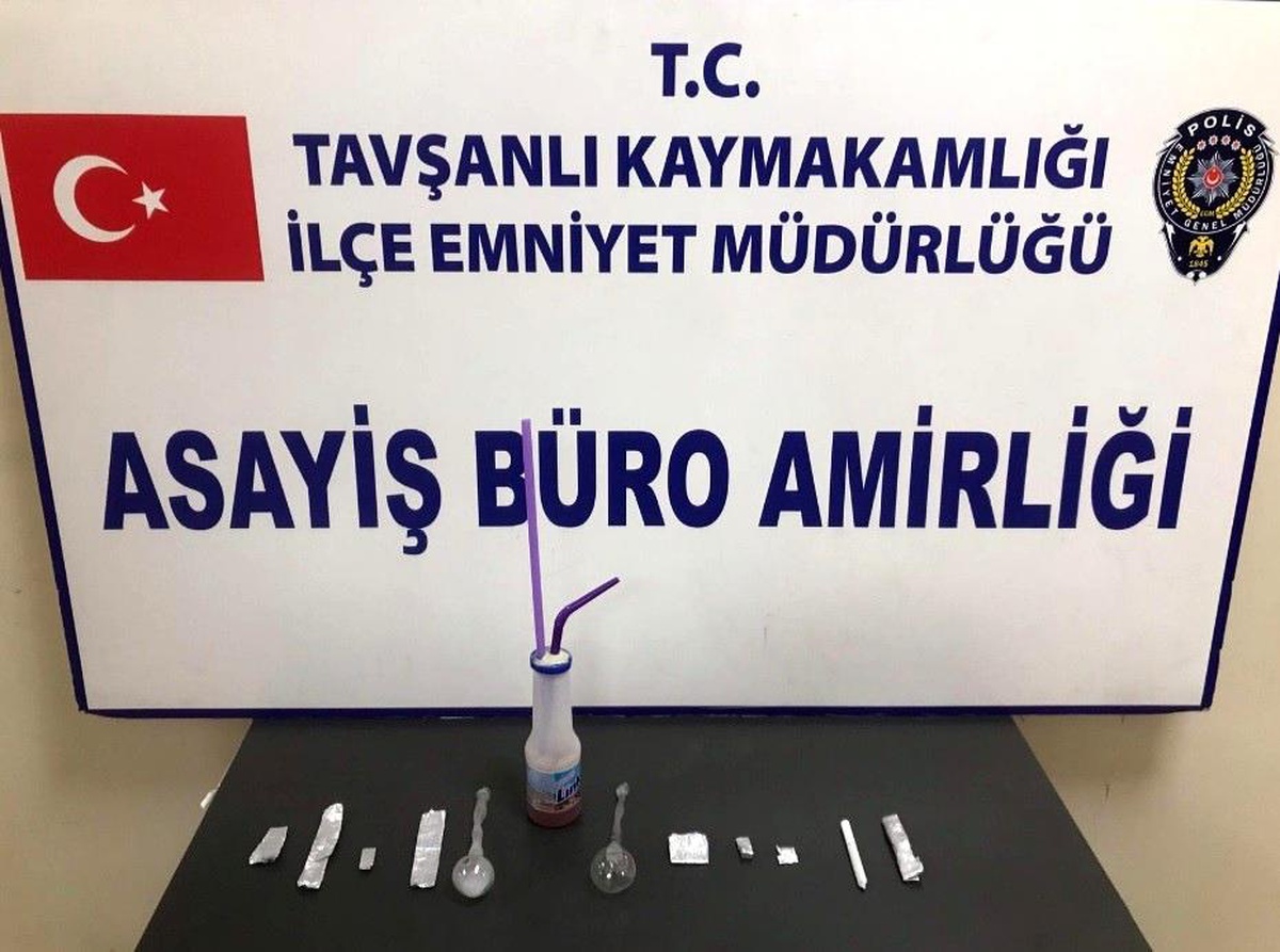 Polis uyuşturucu tacirlerine geçit vermedi