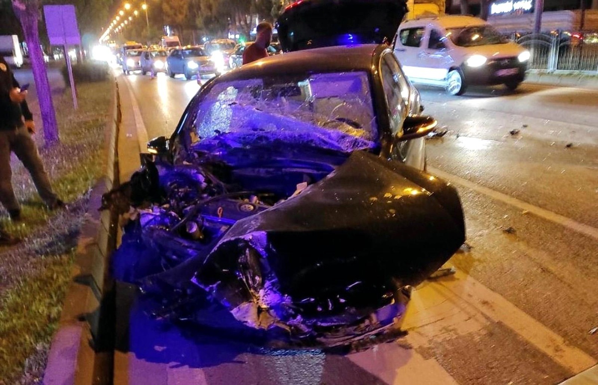Son Dakika | Samsun\'da zincirleme trafik kazası: 3 yaralı