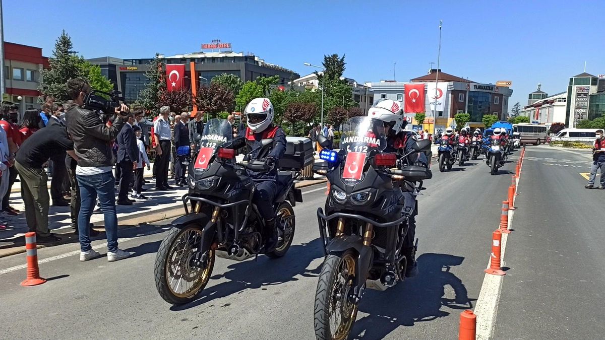 Şehri sirenlerle inlettiler