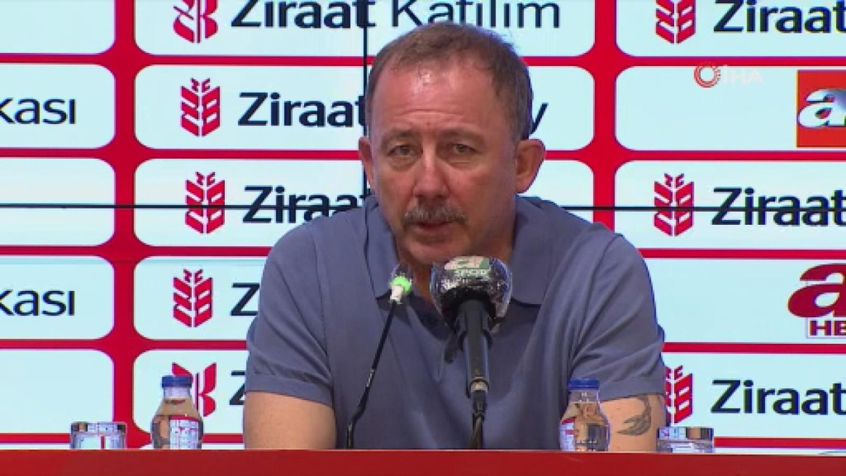 Son dakika haber | Sergen Yalçın: "Beş günde iki kupa kazanmak çok önemli"