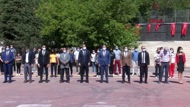 TUNCELİ'DE 19 MAYIS TEDBİRLERLE KUTLANDI