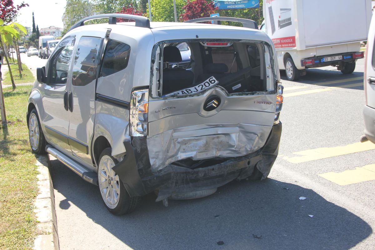 Ünye\'de trafik kazası: 1 yaralı