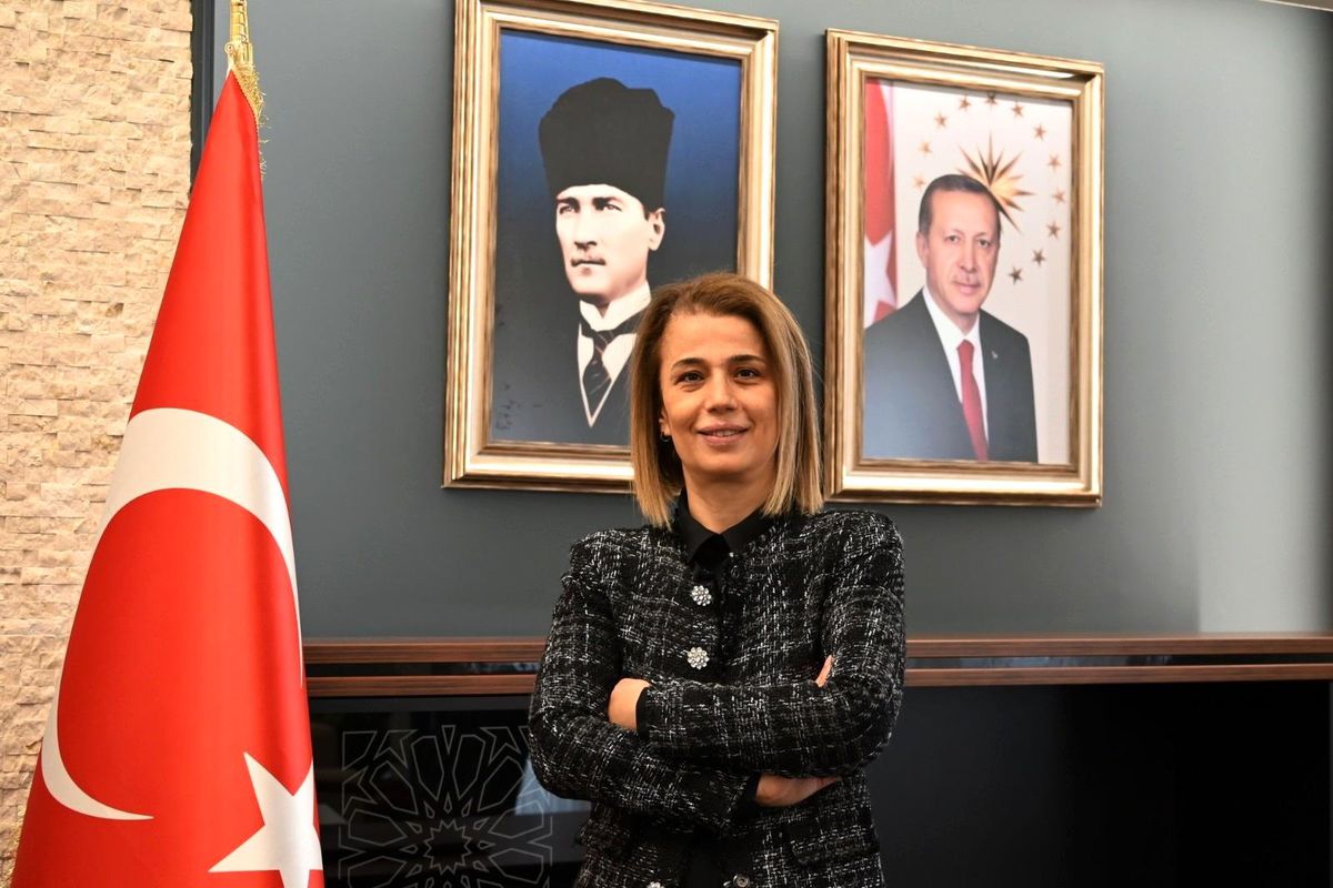 Vali Becel, 19 Mayıs Atatürk\'ü Anma, Gençlik ve Spor Bayramı mesajı yayımladı