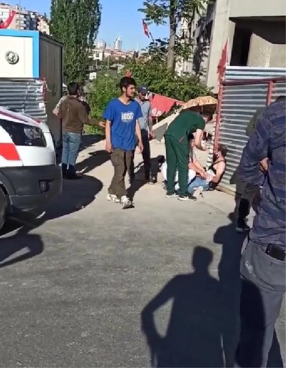 Ankara\'da kağıt toplayan iki grup arasında silahlı kavga: 1 ölü, 8 gözaltı