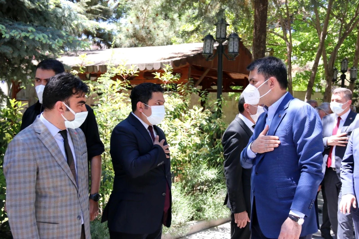 Son dakika... Çevre ve Şehircilik Bakanı Kurum, Burdur\'da ziyaretlerde bulundu
