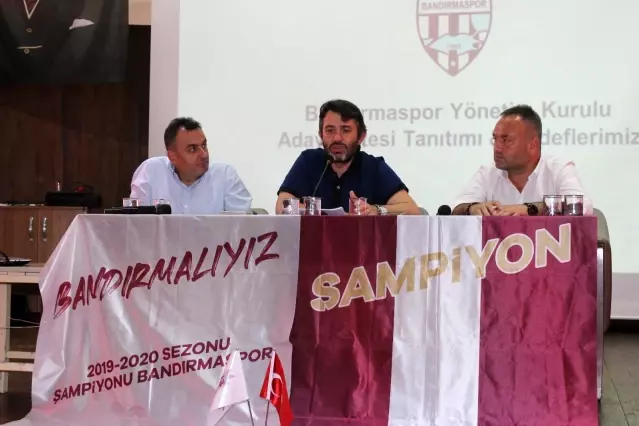 Bandırmaspor yeni yönetimini tanıttı