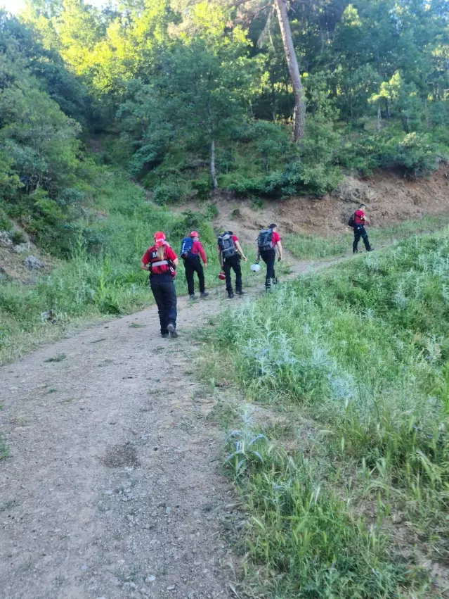 Son dakika... Bursa'da yürüyüşe çıktıkları kanyonda kaybolan 2'si çocuk, 3 kişi bulundu