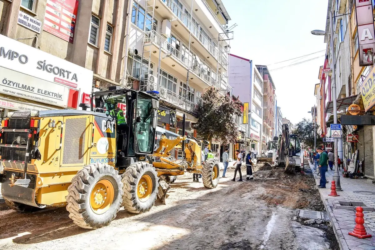 Büyükşehir Belediyesinden yılların sorununa neşter