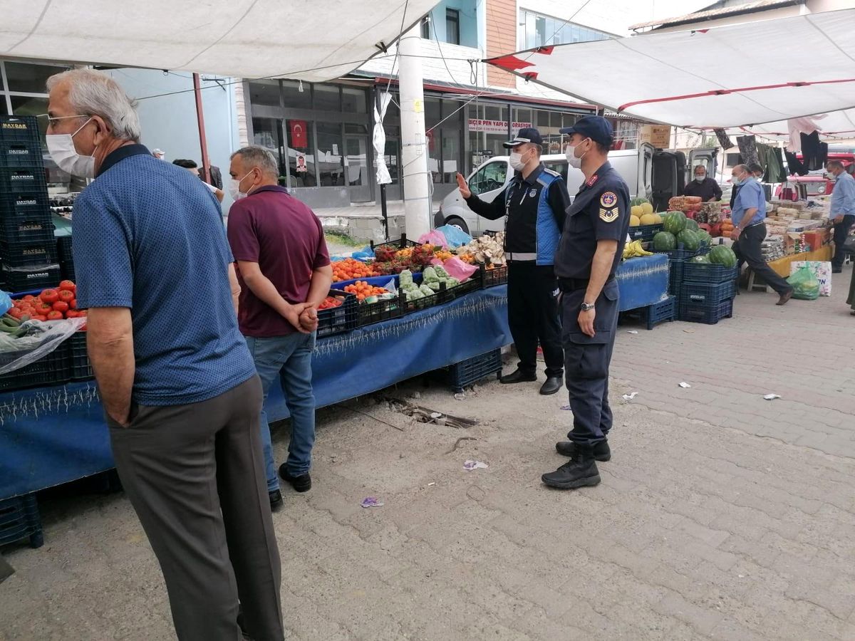 Ekipler kademeli normalleşme döneminde denetimlerini sürdürüyor