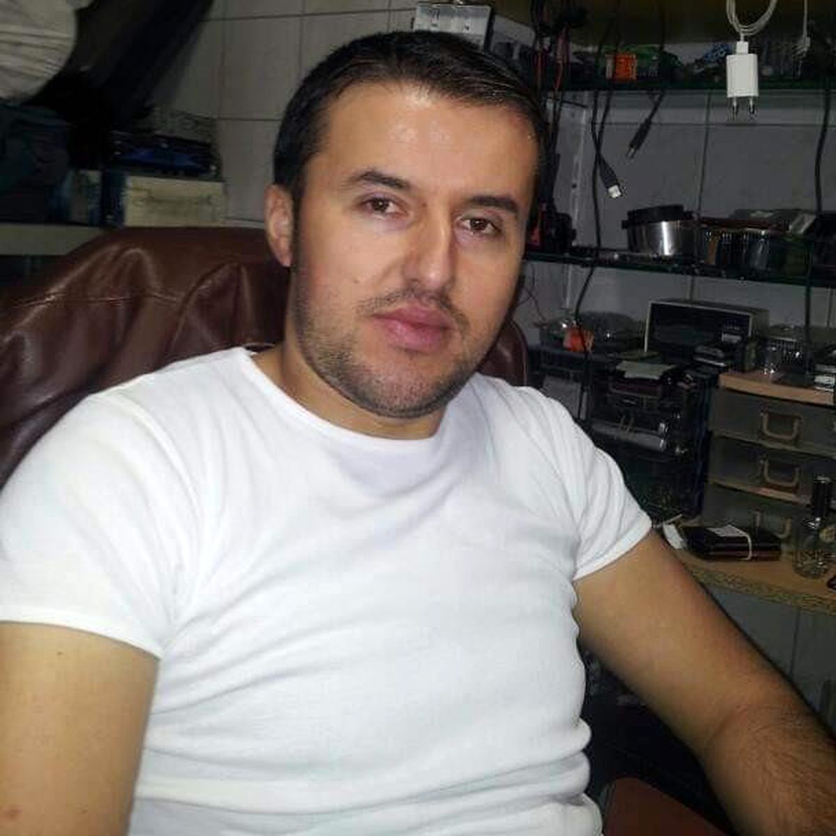 Genç esnaf kalp krizinden hayatını kaybetti