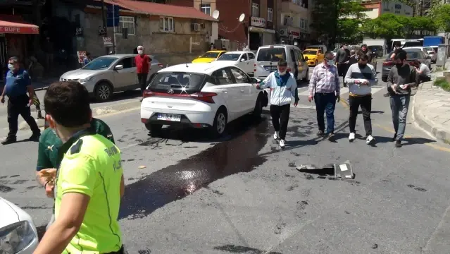 Son dakika haber! İstanbul'da zincirleme kazada genç kadın şok yaşadı