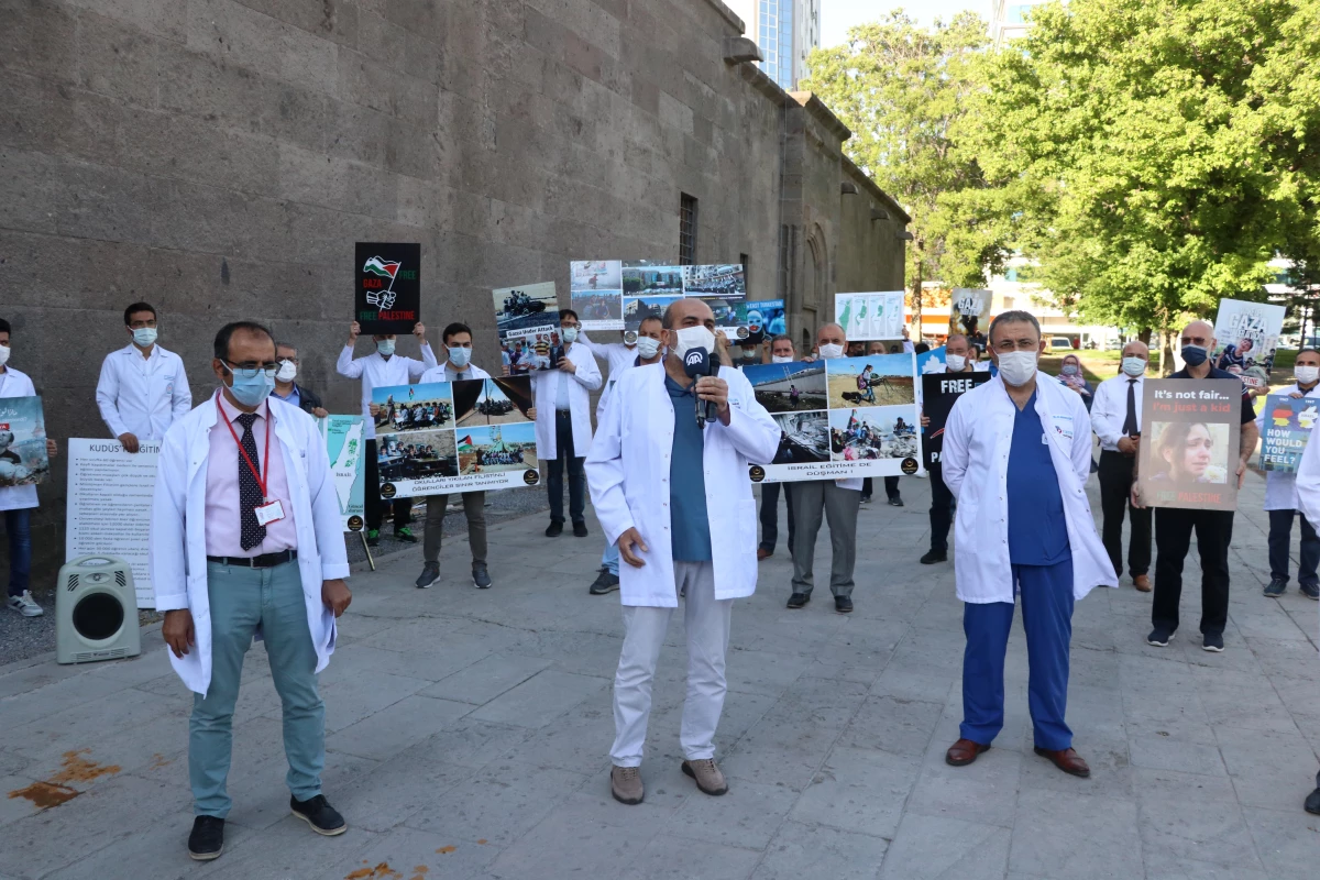 Kayseri\'de sağlık çalışanları İsrail\'in Filistin\'e yönelik saldırılarını protesto etti