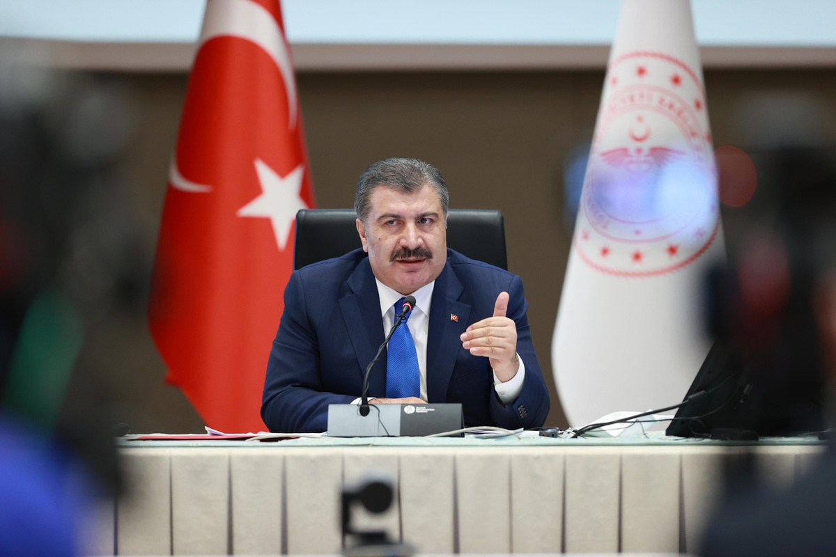 Koca: "(Yerli Kovid-19 aşısı) Faz-3 çalışmalarına haziranın başında başlayabileceğimizi düşünüyorum."