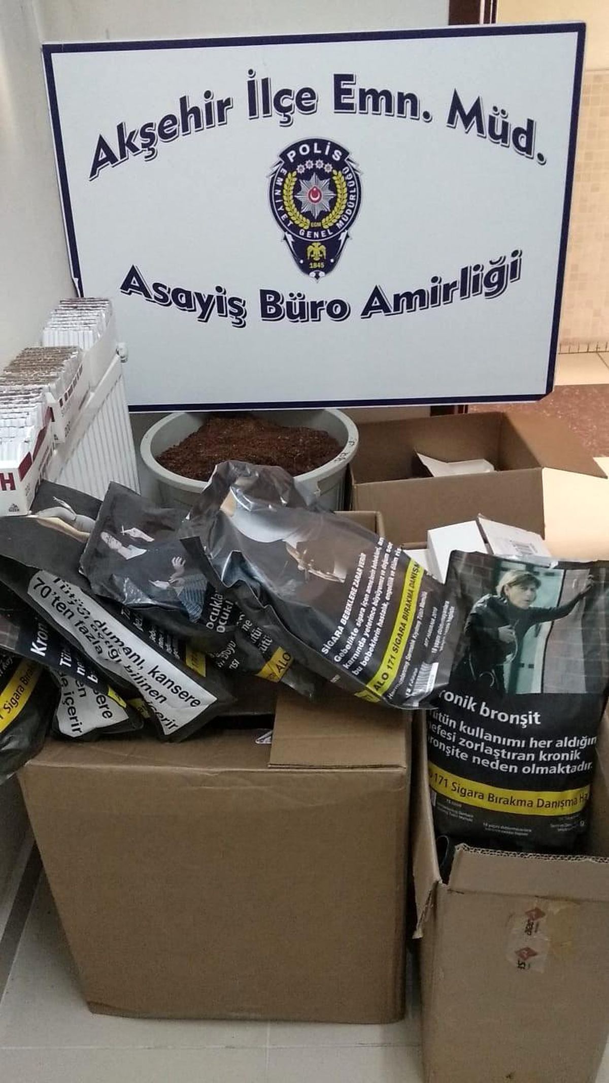 Konya\'da kaçak tütün operasyonu
