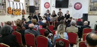 Kosova'da, 19 Mayıs kutlaması