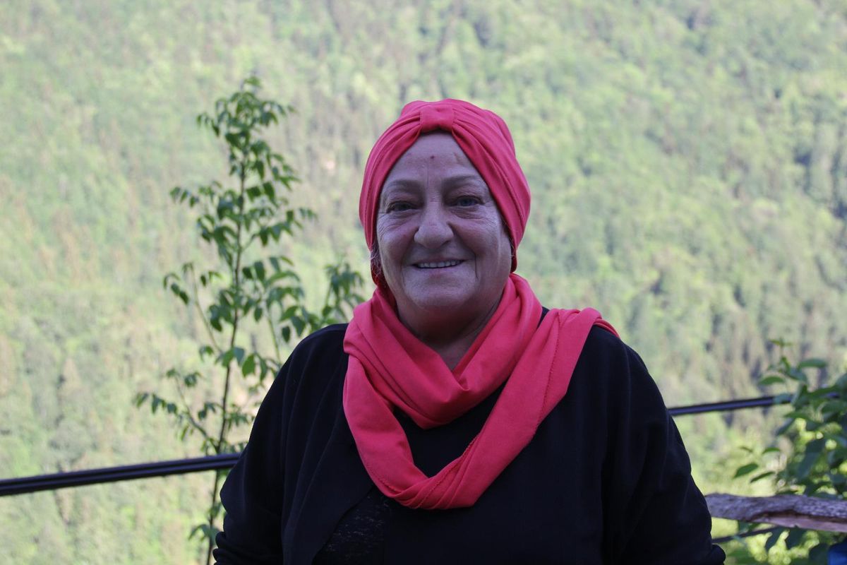 Meral Akşener\'e soru sormak isterken susturulan Havva Sevgen o anları anlattı