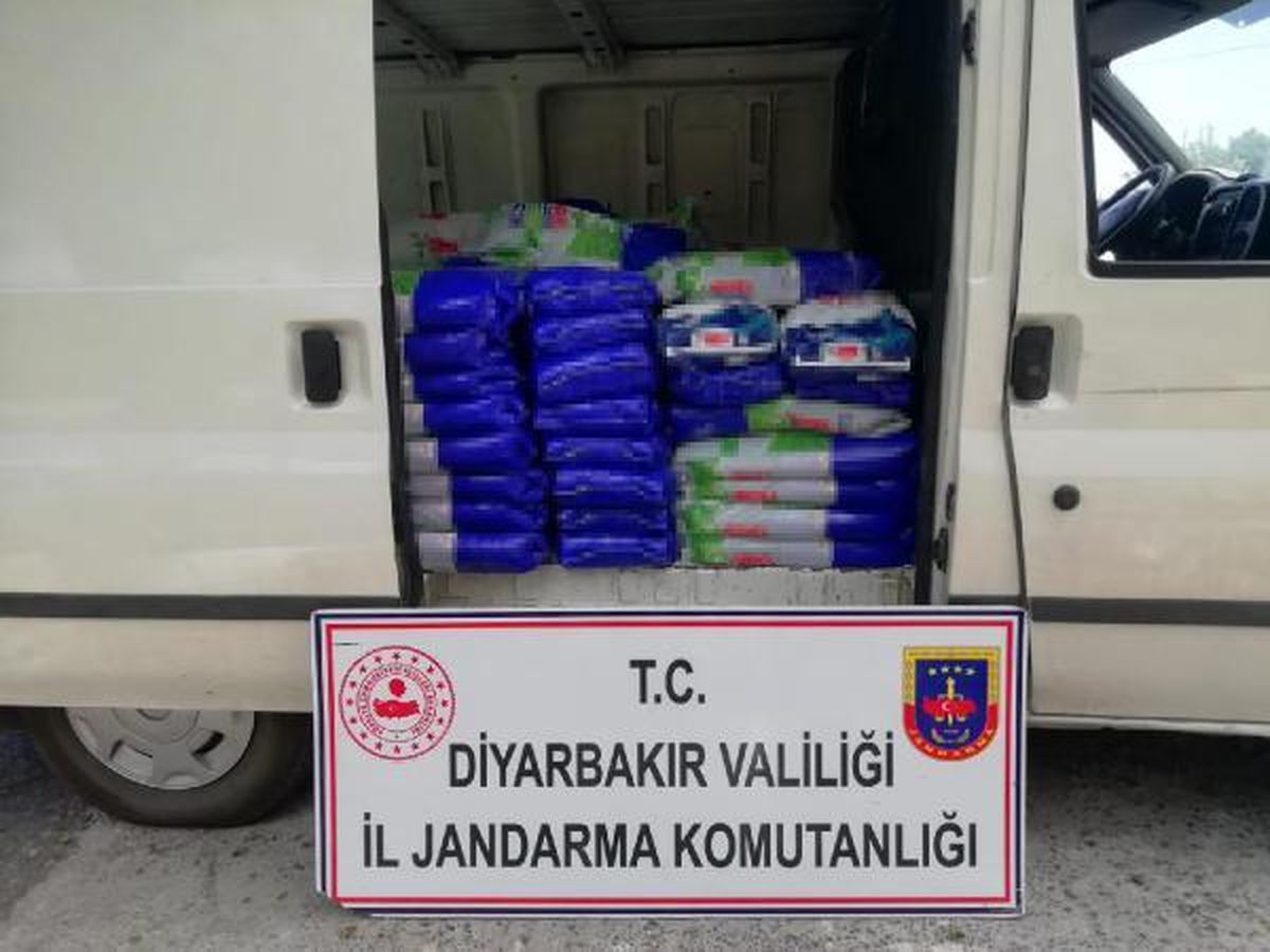 Minibüste 1990 kilo sahte deterjan ele geçirildi