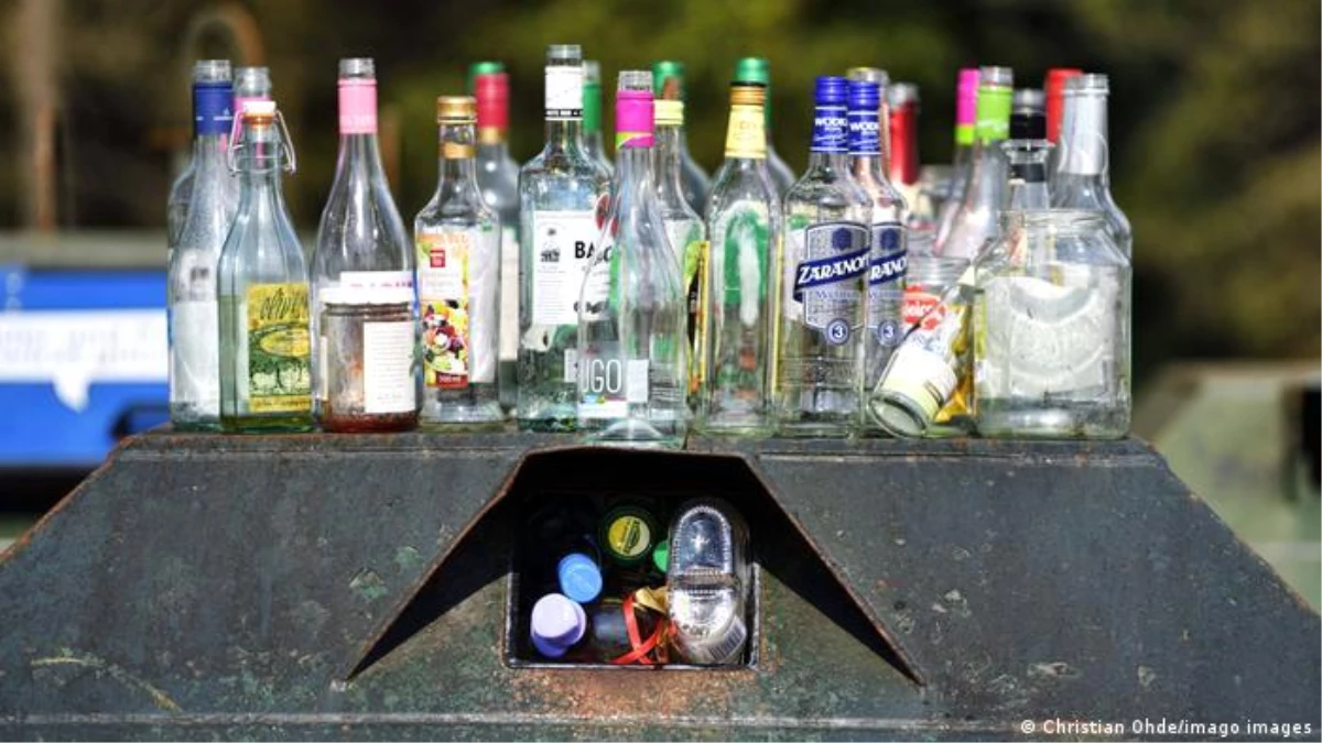 OECD\'den aşırı alkol tüketimi uyarısı