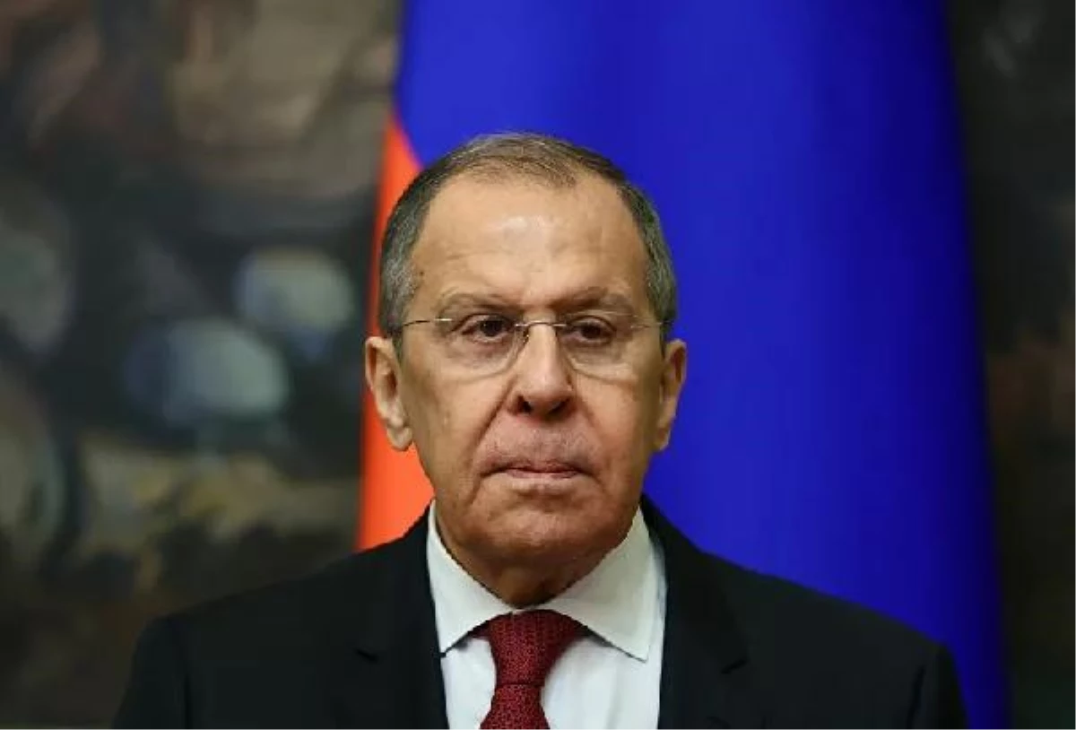 Rusya Dışişleri Bakanı Lavrov\'dan konuşmasını kesen BBC muhabirine tepki!