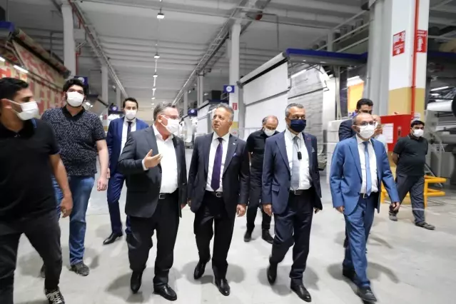 tim baskani gulle gaziantep teki hali fabrikalarini gezdi