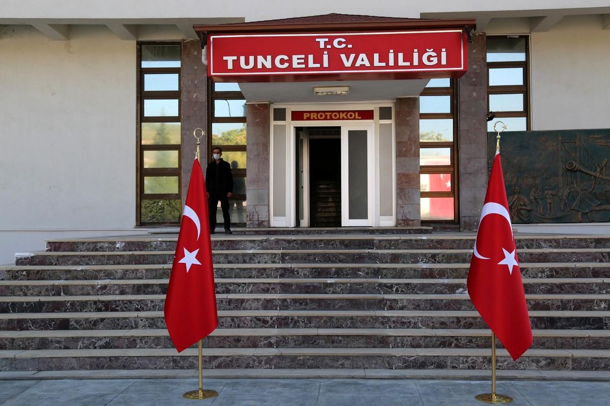 Tunceli Valiliği: "2 kolluk personeli görevden uzaklaştırılmıştır"