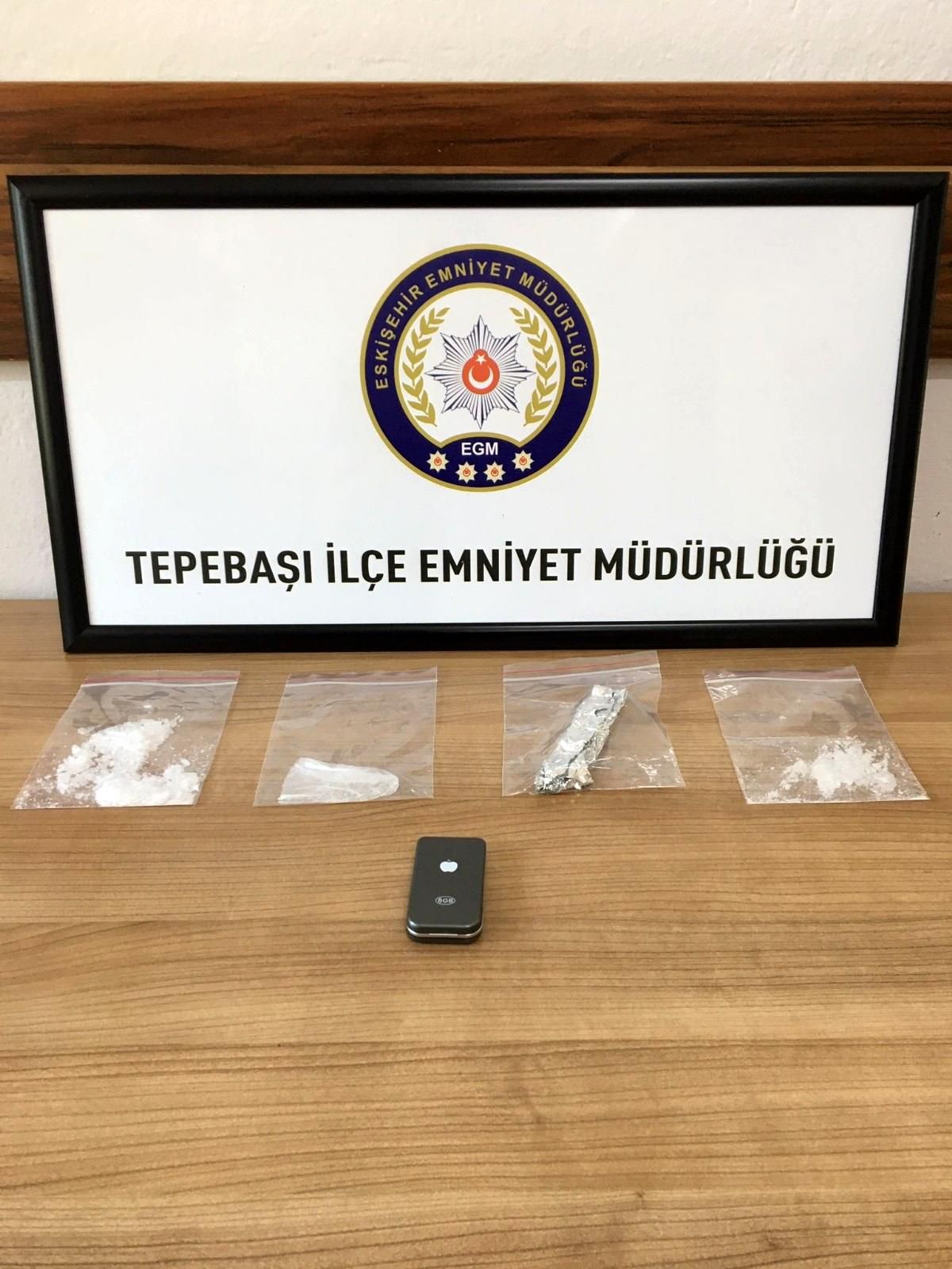 Son dakika haber... Üzerinde uyuşturucu bulunan şahıs gözaltına alındı