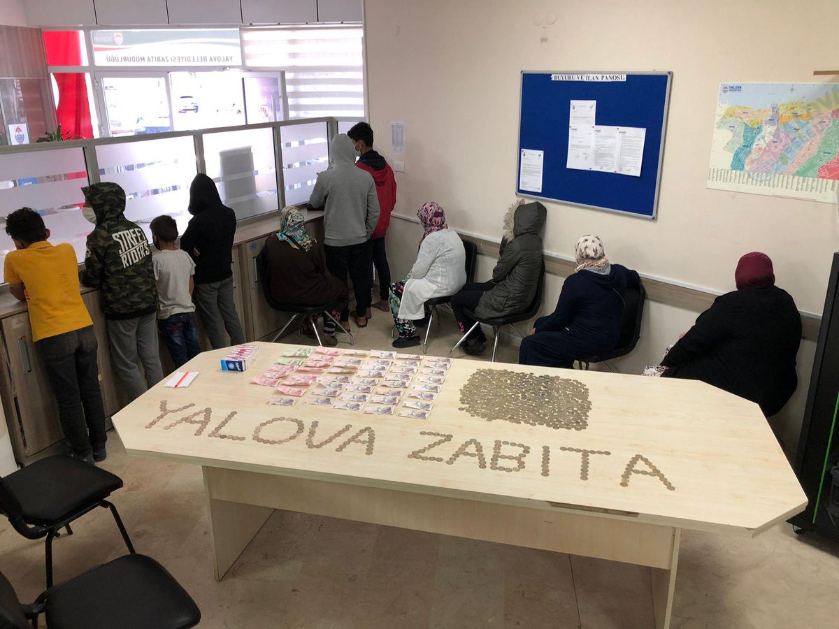 Yalova Belediyesi dilencilere yönelik operasyon düzenledi