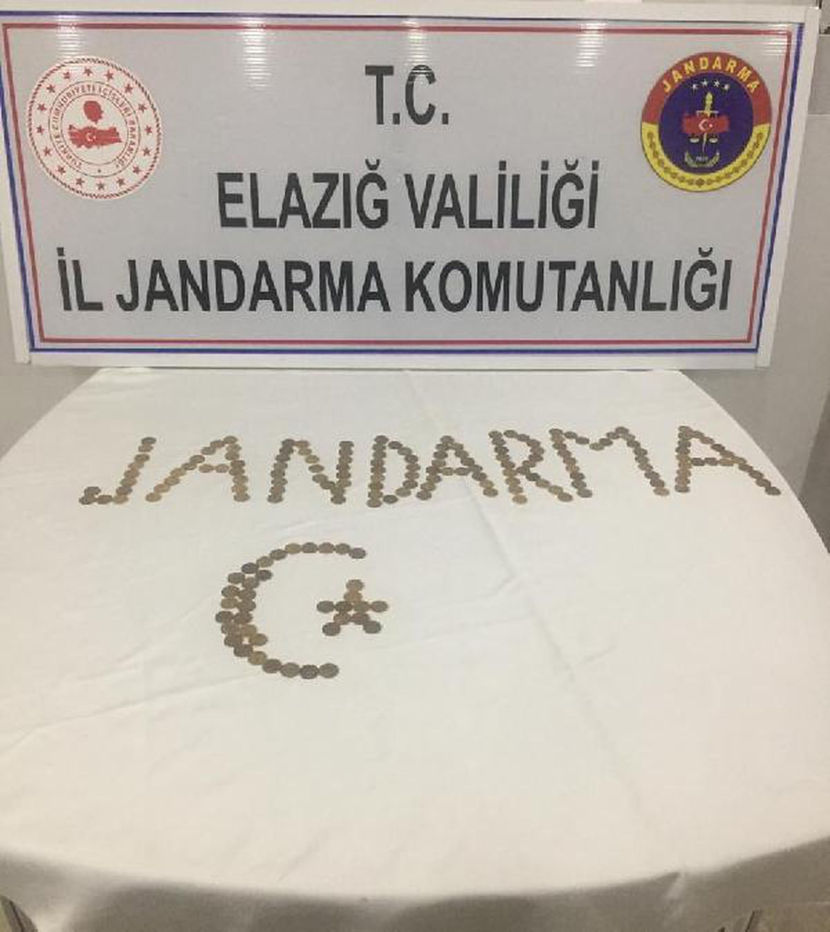 Elazığ\'da 186 sikke ele geçirildi