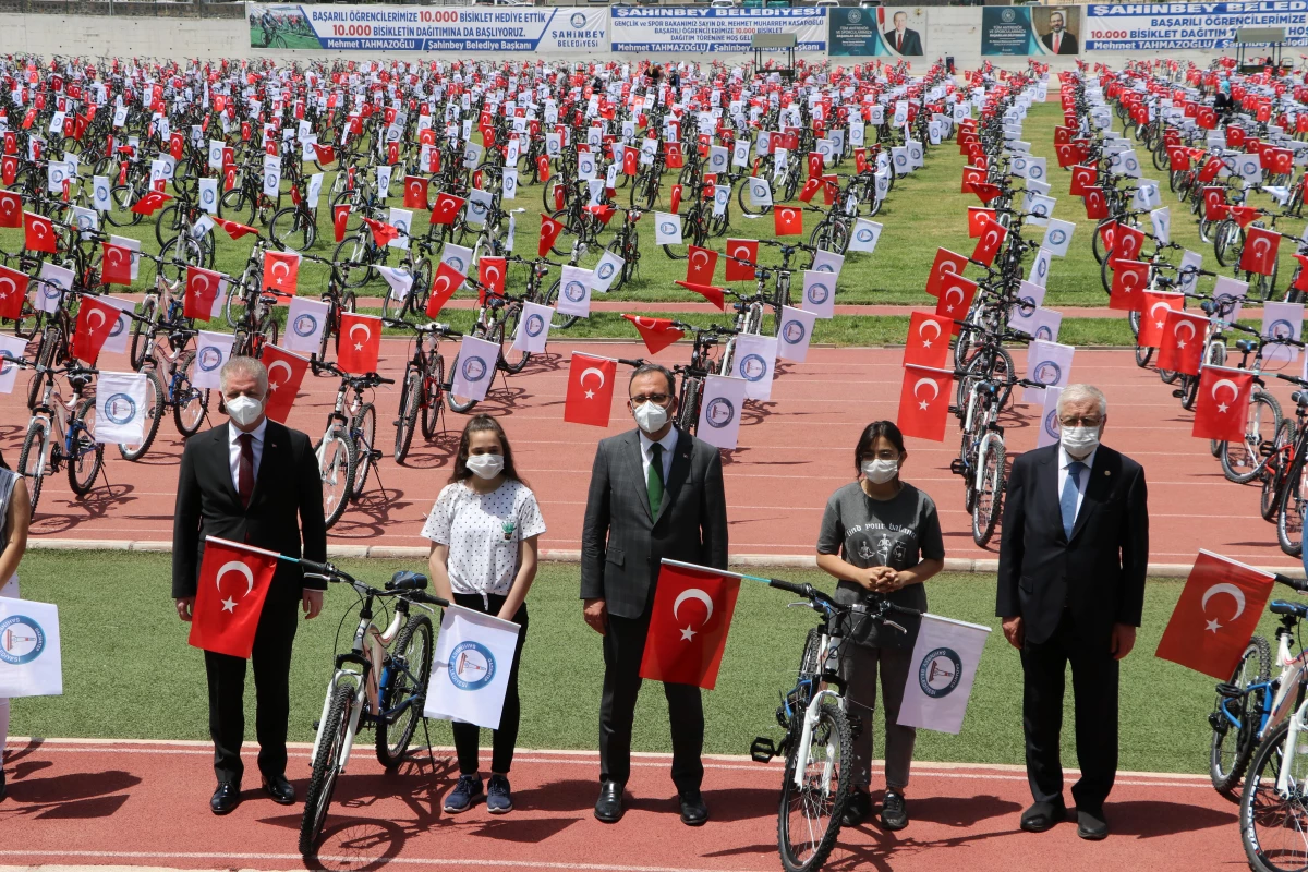 Gençlik ve Spor Bakanı Kasapoğlu, Gaziantep\'te gençlere seslendi Açıklaması