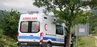 Hükümlü taşıyan ambulans kaza yaptı