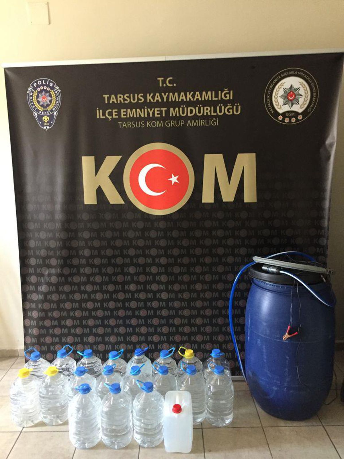 Mersin\'de 100 litre sahte içki ele geçirildi