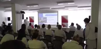 SARAYBOSNA - Bosna Hersek'te Bezmialem Vakıf Üniversitesi Hastanesi iş birliğinde Kovid-19 salgını ele alındı