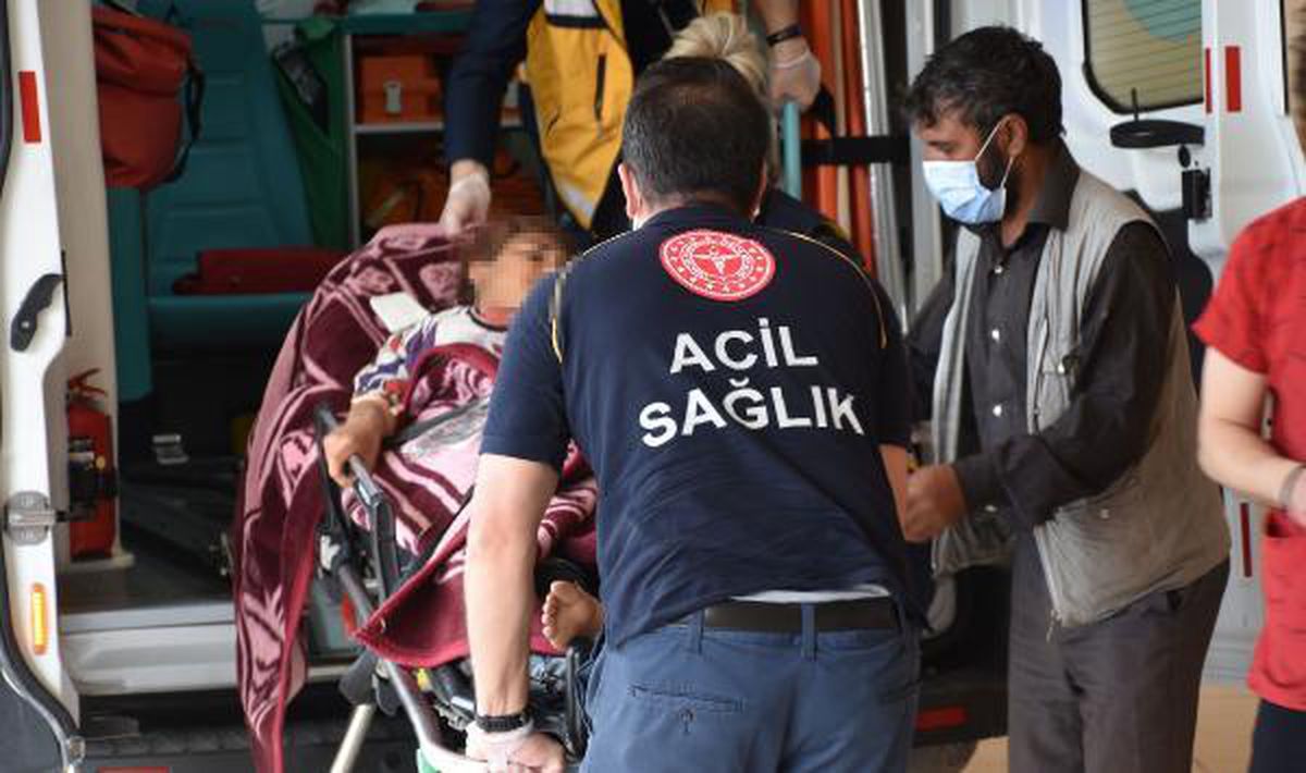 Sibel, babasına ait tabancayla oynarken karnından yaralandı