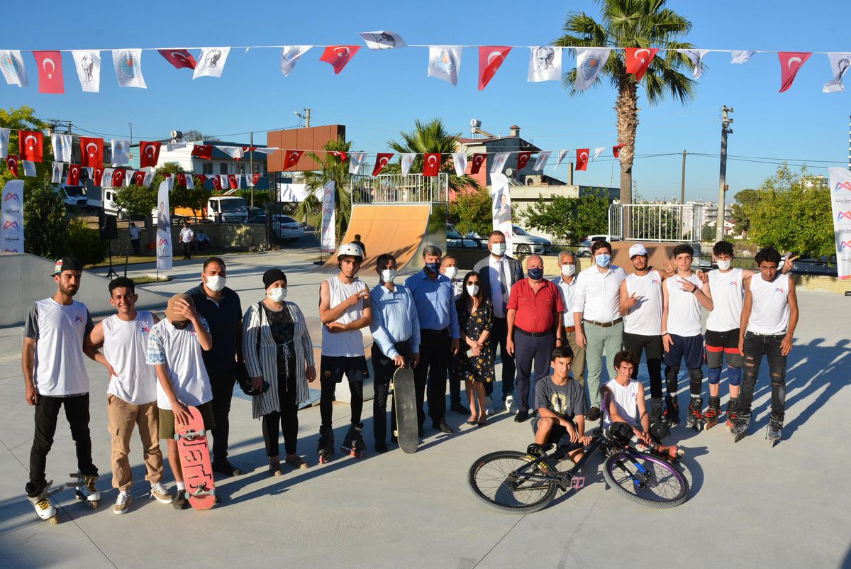 Tarsus\'ta gençler için kaykay alanı oluşturuldu